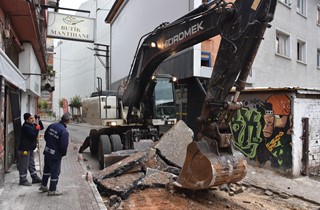Gemlik’te Yol Çalışmaları Hız Kesmeden Devam Ediyor